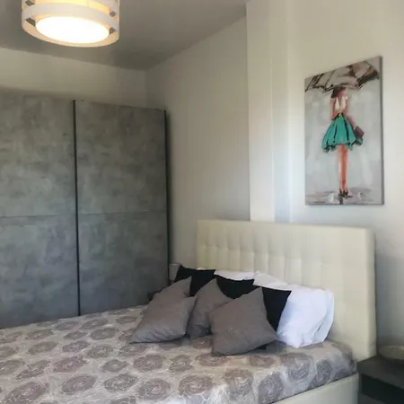 לינה וארוחת בוקר Cala Caterina